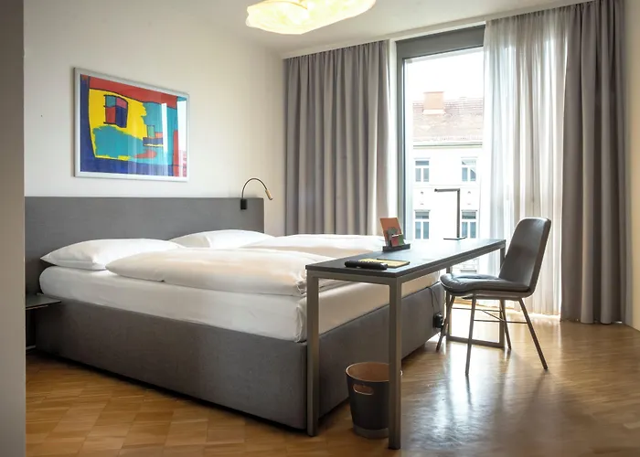 Готель Lendhotel